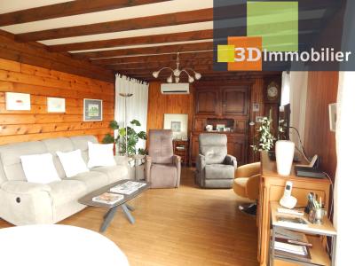 VENTE PÉRIPHÉRIE LONS-LE-SAUNIER (39), CHALET 114 M², 4 CHAMBRES, TERRAIN  2004 M² AVEC VUE DÉGAGÉE, SALON SÉJOUR 33.70 M²