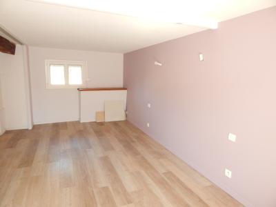 VENTE : SECTEUR BLETTERANS (39), À VENDRE MAISON RÉNOVÉE PLAIN-PIED 119 M², 3 CHAMBRES, GARAGE, TERRAIN 2614 M², CHAMBRE 3 (22 m²)