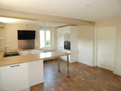 VENTE : SECTEUR BLETTERANS (39), À VENDRE MAISON RÉNOVÉE PLAIN-PIED 119 M², 3 CHAMBRES, GARAGE, TERRAIN 2614 M², CUISINE ÉQUIPÉE 20.60 M²