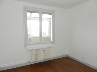 VENTE : LONS-LE-SAUNIER (39 JURA), À VENDRE APPARTEMENT TYPE 3 DE 75.74 M² AVEC LOGGIA, GRENIER ET CAVE, CHAMBRE 11.80 M²