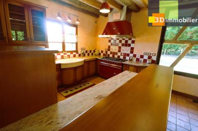Saint Germain-du-Bois, à vendre très belle demeure récente avec dépendance sur 3000m² de terrain., 