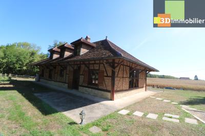 Saint Germain-du-Bois, à vendre très belle demeure récente avec dépendance sur 3000m² de terrain., 