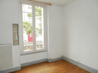 VENTE : LONS-LE-SAUNIER (39 JURA), À VENDRE APPARTEMENT TYPE 2 DE 52.15 M², CHAMBRE 12.70 M²
