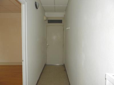VENTE : LONS-LE-SAUNIER (39 JURA), À VENDRE APPARTEMENT TYPE 2 DE 52.15 M², DÉGAGEMENT 5.80 M²