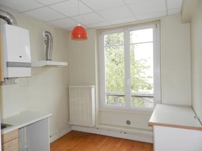 VENTE : LONS-LE-SAUNIER (39 JURA), À VENDRE APPARTEMENT TYPE 2 DE 52.15 M², CUISINE 9.70 M²