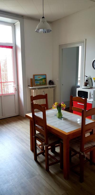 VENTE : LONS-LE-SAUNIER (39 JURA), À VENDRE APPARTEMENT TYPE 3 DE 68.35 M², CUISINE 14 M²