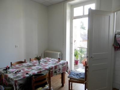 VENTE : LONS-LE-SAUNIER (39 JURA), À VENDRE APPARTEMENT TYPE 3 DE 67.88 M² AVEC BALCON, CUISINE 14.10 M²
