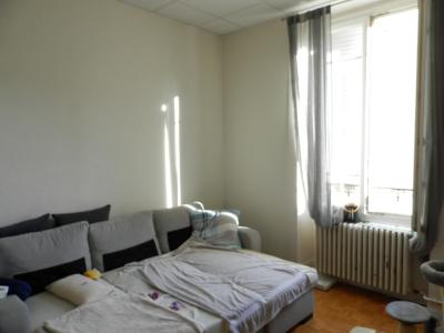 VENTE : LONS-LE-SAUNIER (39 JURA), À VENDRE APPARTEMENT TYPE 3 DE 67.88 M² AVEC BALCON, SÉJOUR 14.80 M²