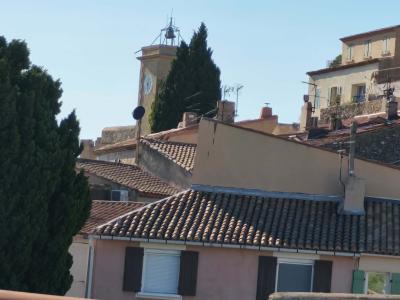 FOS SUR MER  MAISON ATYPIQUE SITUEE AU COEUR DU CENTRE HISTORIQUE AVEC VUE SUR MER
