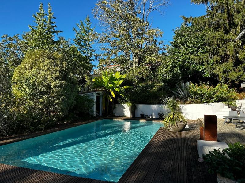 Maison 6 pièces 190 m² · à Mouguerre · 190 m² · 882 000 €