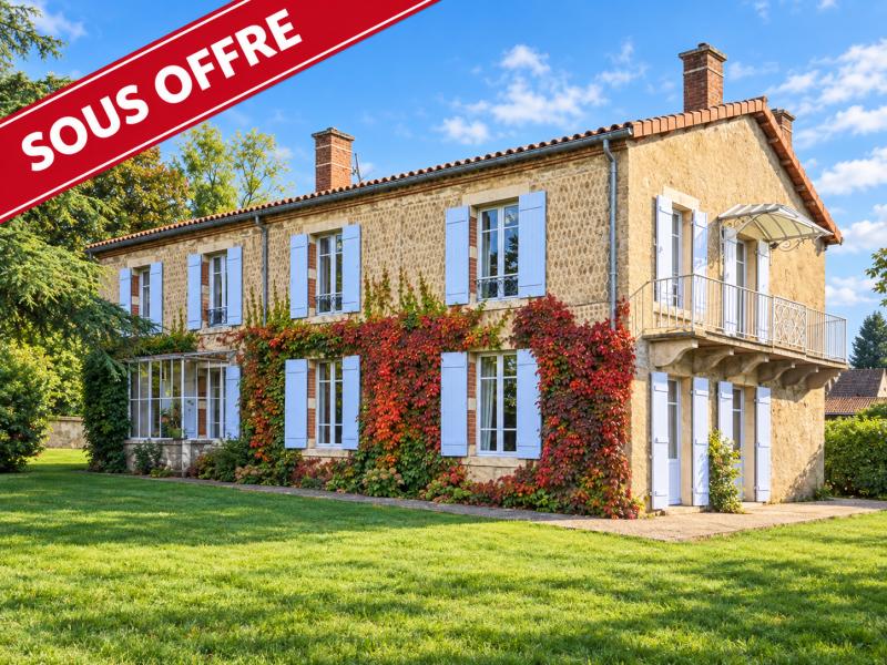 Demeure de caractère de 306,7 m² – Bragny-sur-Saône - 11 pièces - 9 chambres - Dépendances - Terrain de 4977 m²