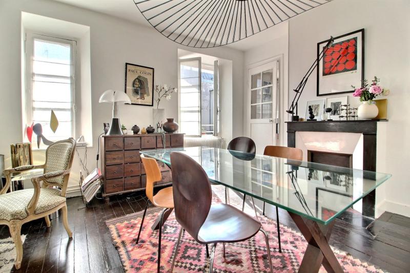 NOTRE DAME CHATEAU, 2/3P DANS L'ANCIEN EN DUPLEX DE 70M² PONDERE EN DERNIER ETAGE