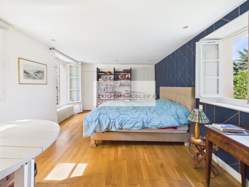 MAISON, 7P, 180M², 5CH AVEC JARDIN DE 400M²