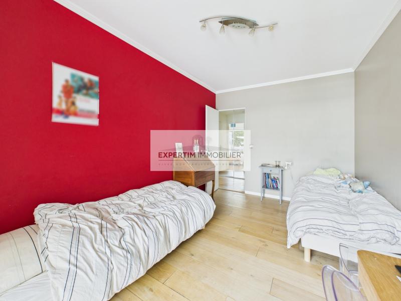 HAUT CLAGNY, 110M² EN DERNIER ETAGE AVEC TERRASSE, BOX ET CAVE