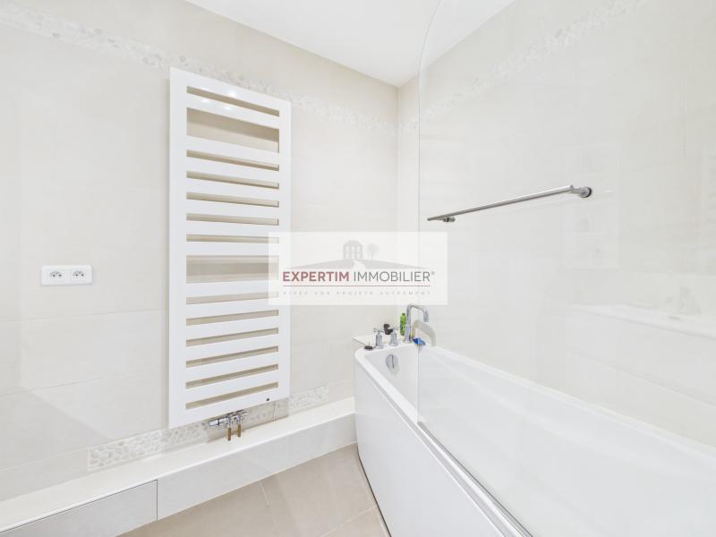 HAUT CLAGNY, 110M² EN DERNIER ETAGE AVEC TERRASSE, BOX ET CAVE