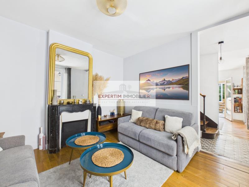 NOTRE DAME, TRIPLEX DANS L'ANCIEN DE 110M² AVEC TERRASSE DE 25M², 3CH