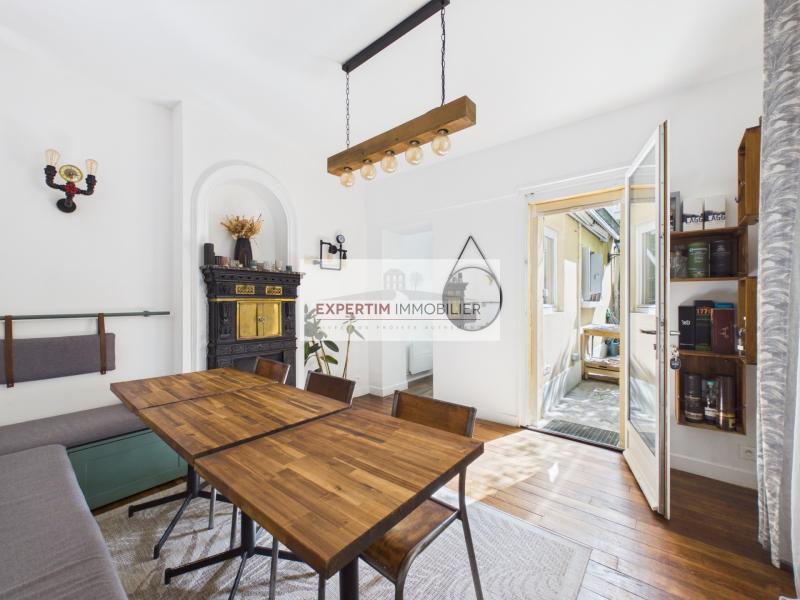 NOTRE DAME, TRIPLEX DANS L'ANCIEN DE 110M² AVEC TERRASSE DE 25M², 3CH