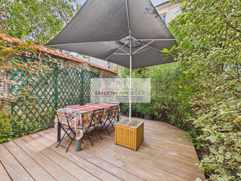 NOTRE DAME, TRIPLEX DANS L'ANCIEN DE 110M² AVEC TERRASSE DE 25M², 3CH