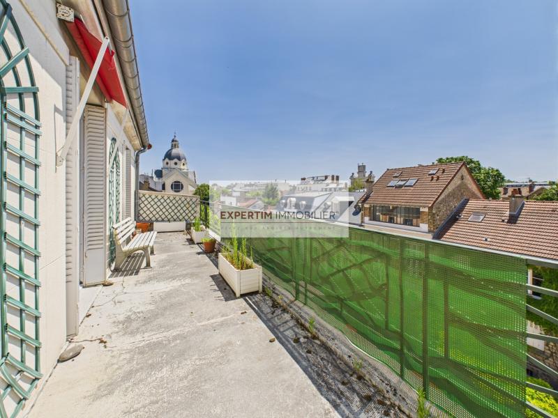 NOTRE DAME, 5P EN DERNIER ETAGE AVEC TERRASSE, PKG ET CAVE