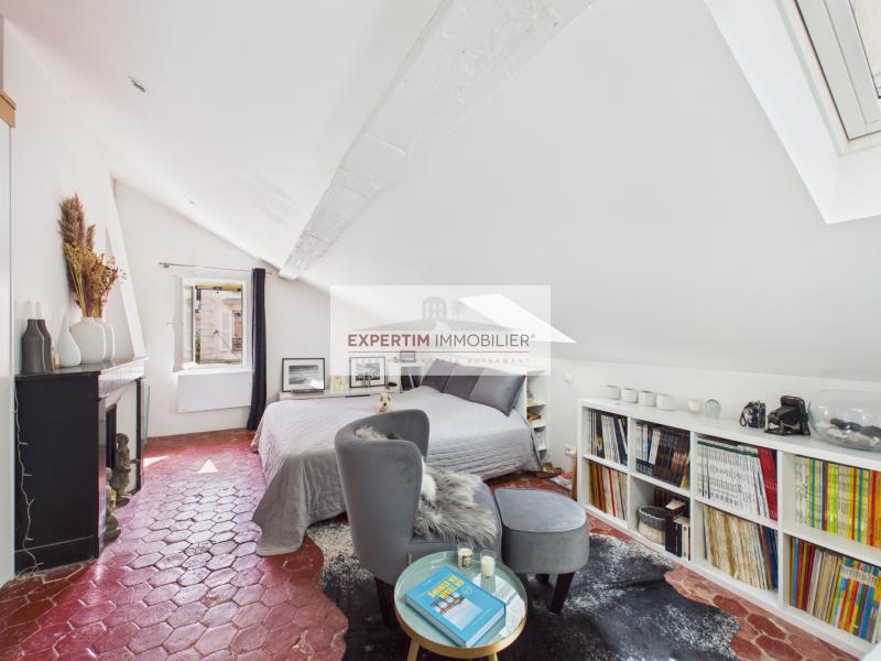 NOTRE DAME, MAISON DE VILLE DE 110M² AVEC TERRASSE DE 25M², 3CH DANS L'ANCIEN