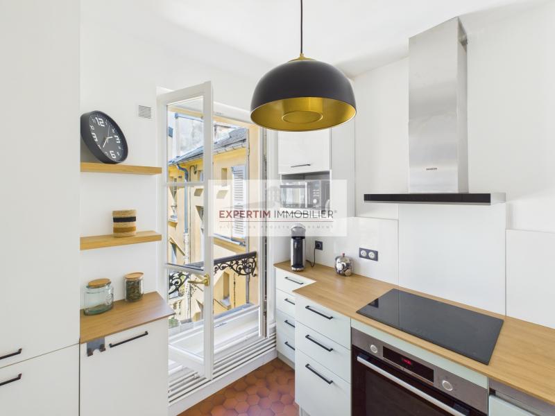 NOTRE DAME, 3P, DUPLEX DANS L'ANCIEN DE 70M² EN DERNIER ETAGE