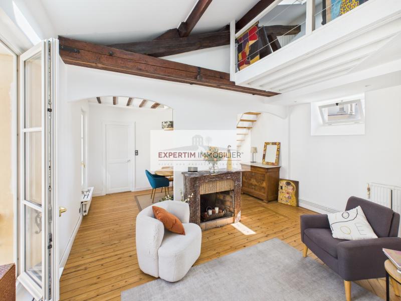 NOTRE DAME, 3P, DUPLEX DANS L'ANCIEN DE 70M² EN DERNIER ETAGE