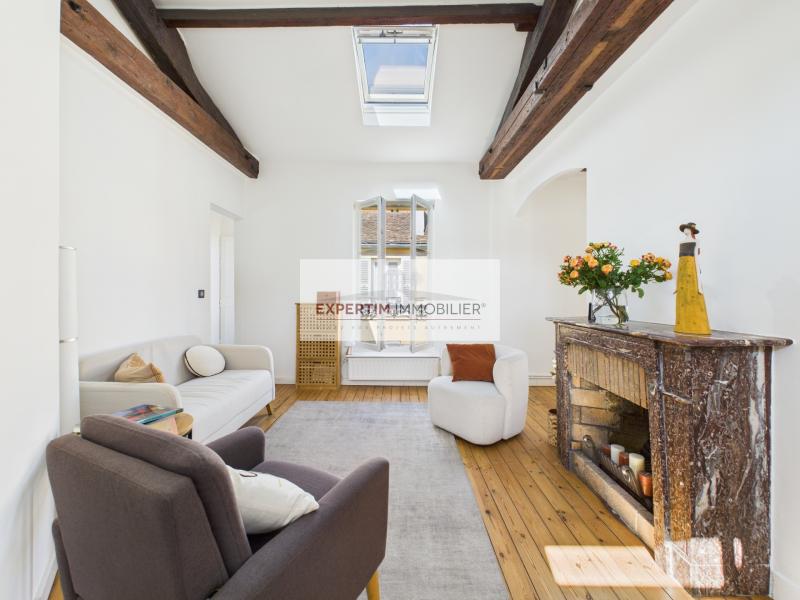 NOTRE DAME, 3P, DUPLEX DANS L'ANCIEN DE 70M² EN DERNIER ETAGE