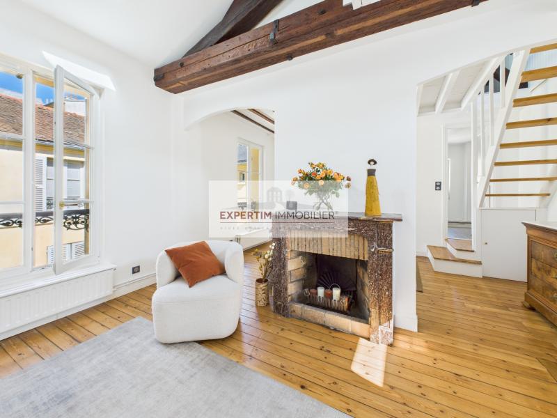 NOTRE DAME, 3P, DUPLEX DANS L'ANCIEN DE 70M² EN DERNIER ETAGE