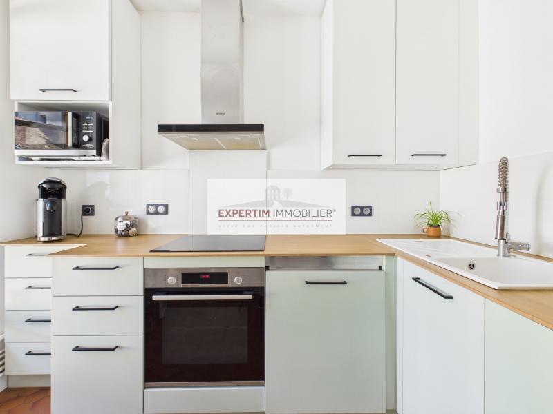 NOTRE DAME, 3P, DUPLEX DANS L'ANCIEN DE 70M² EN DERNIER ETAGE