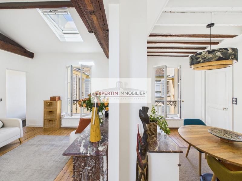 NOTRE DAME, 3P, DUPLEX DANS L'ANCIEN DE 70M² EN DERNIER ETAGE
