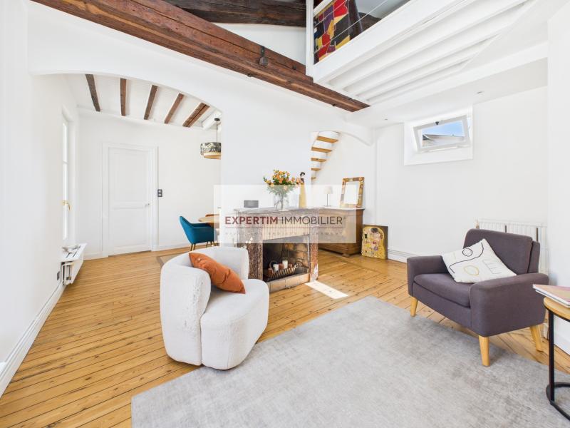 NOTRE DAME, 3P, DUPLEX DANS L'ANCIEN DE 70M² EN DERNIER ETAGE