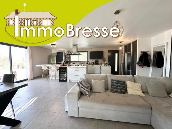 Maison 5 pièces 80 m² · à Montrevel en Bresse · 80 m² · 269 000 €