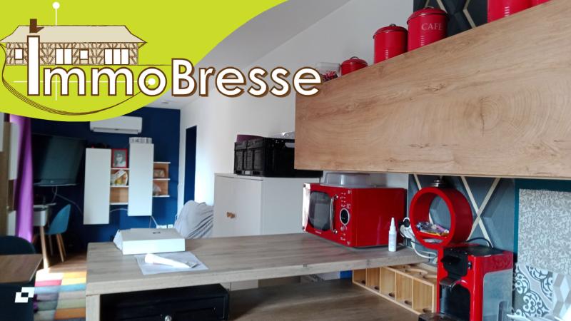 Appartement 6 pièces 117 m² · à Attignat · 117 m² · 120 000 €
