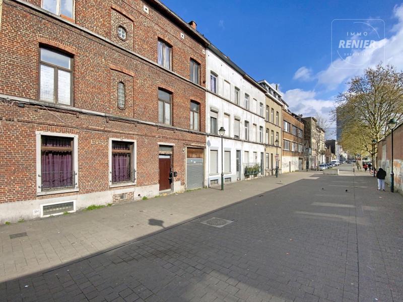 A vendre à Anderlecht: Maison d'habitation (possibilité bi-familiale) avec garage. - ANDERLECHT (1070)