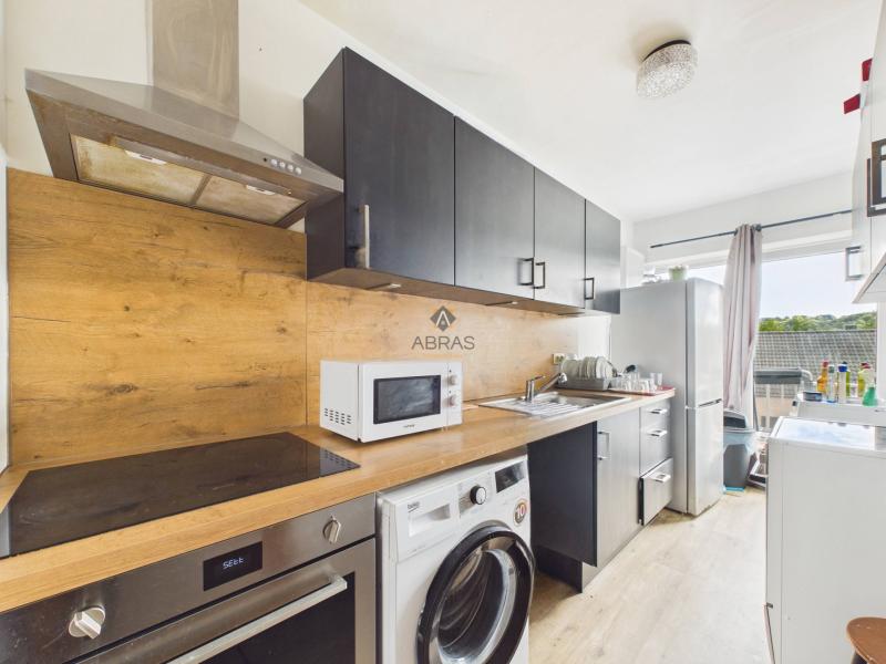 Appartement deux chambres avec cave et garage (en supplément)