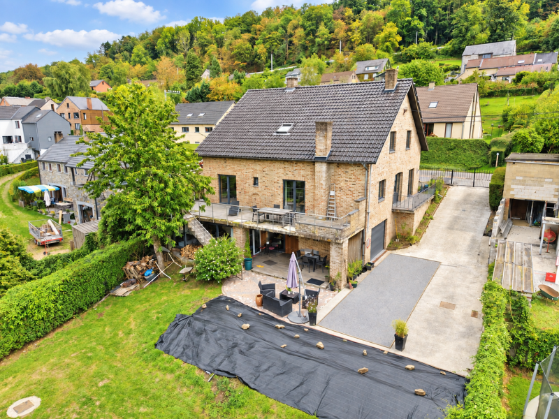 Lustin – Villa avec espace professionnel