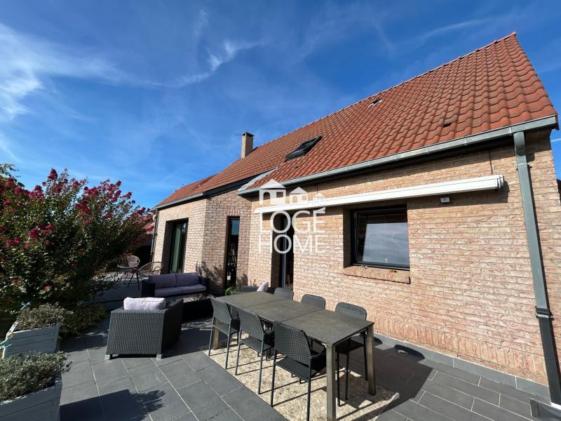Maison 5 pièces 170 m² · à Emmerin · 170 m² · 630 000 €