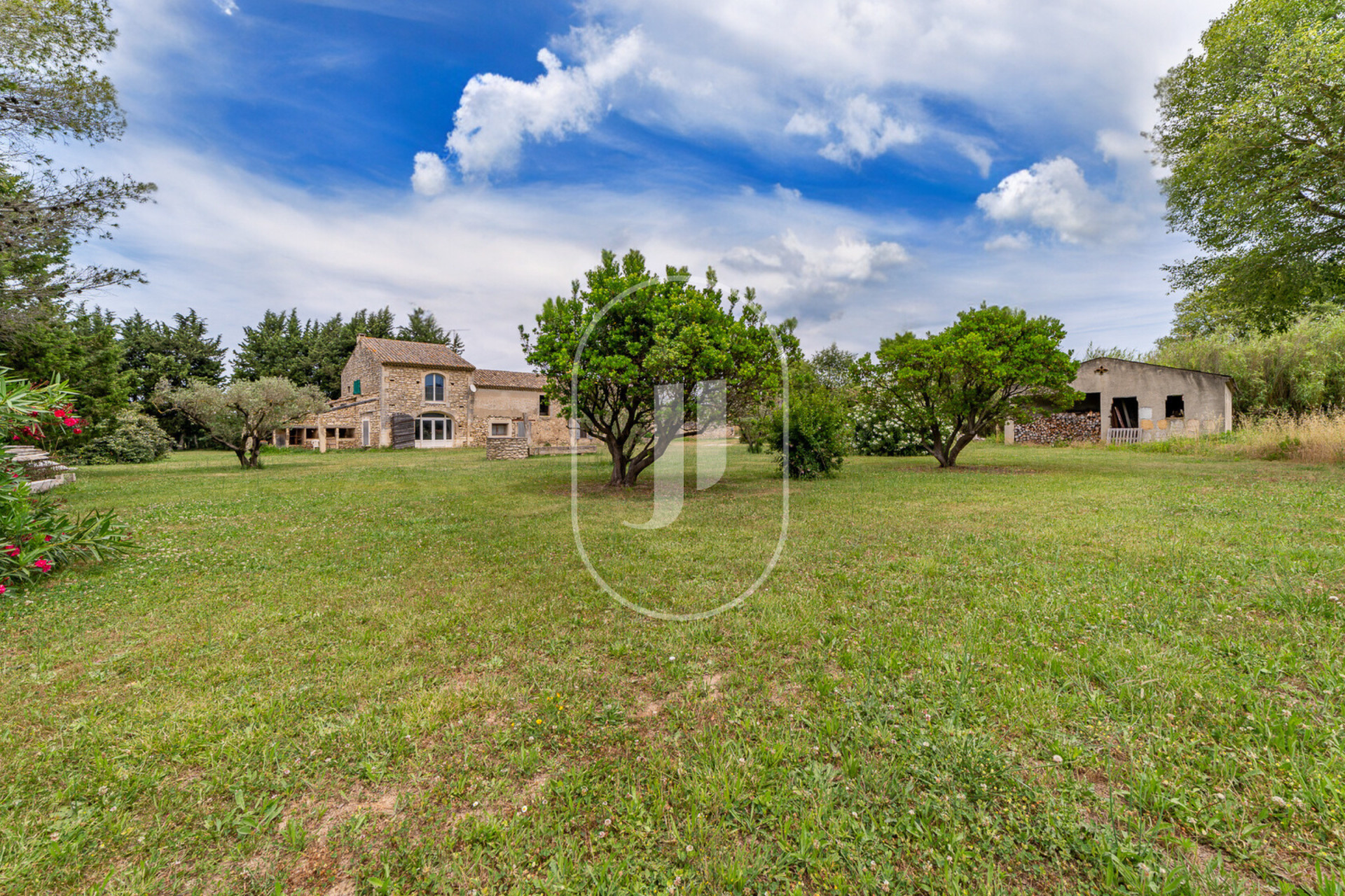 Exceptional 18th century property for sale in SaintRémydeProvence