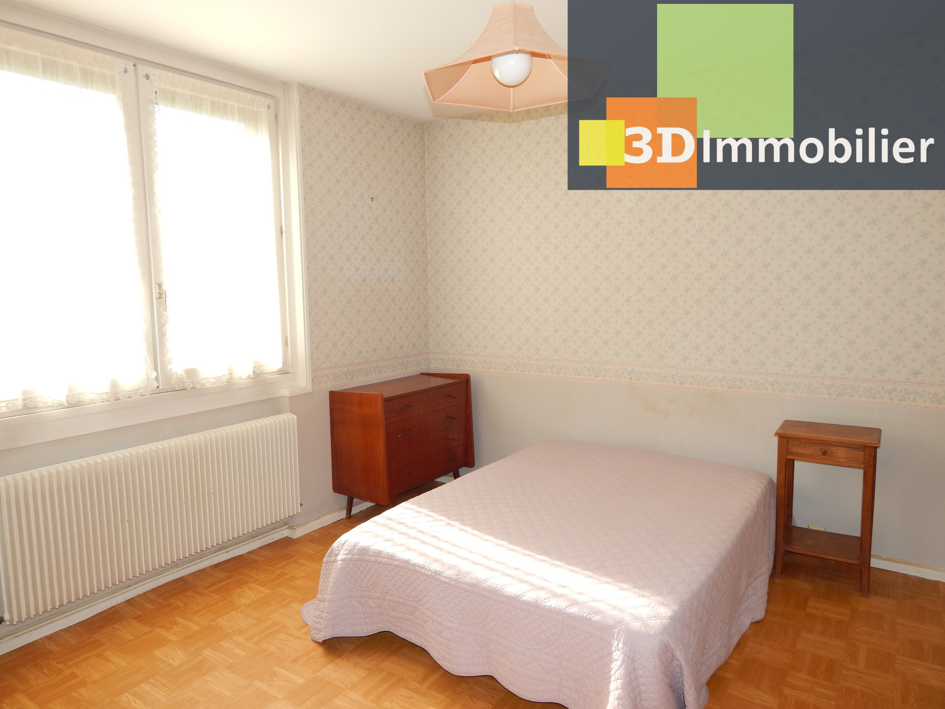CHAMBRE 16 M²