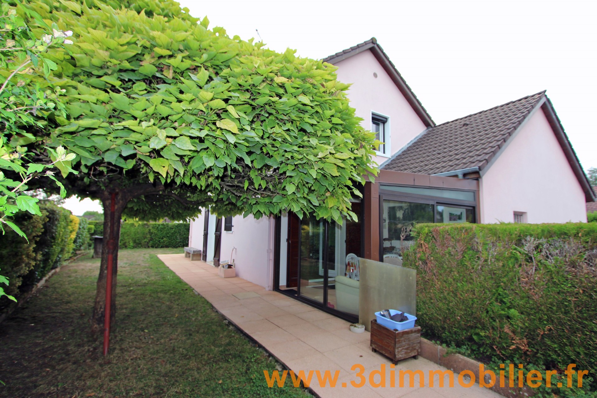 MAISON A VENDRE LONS-LE-SAUNIER SUD