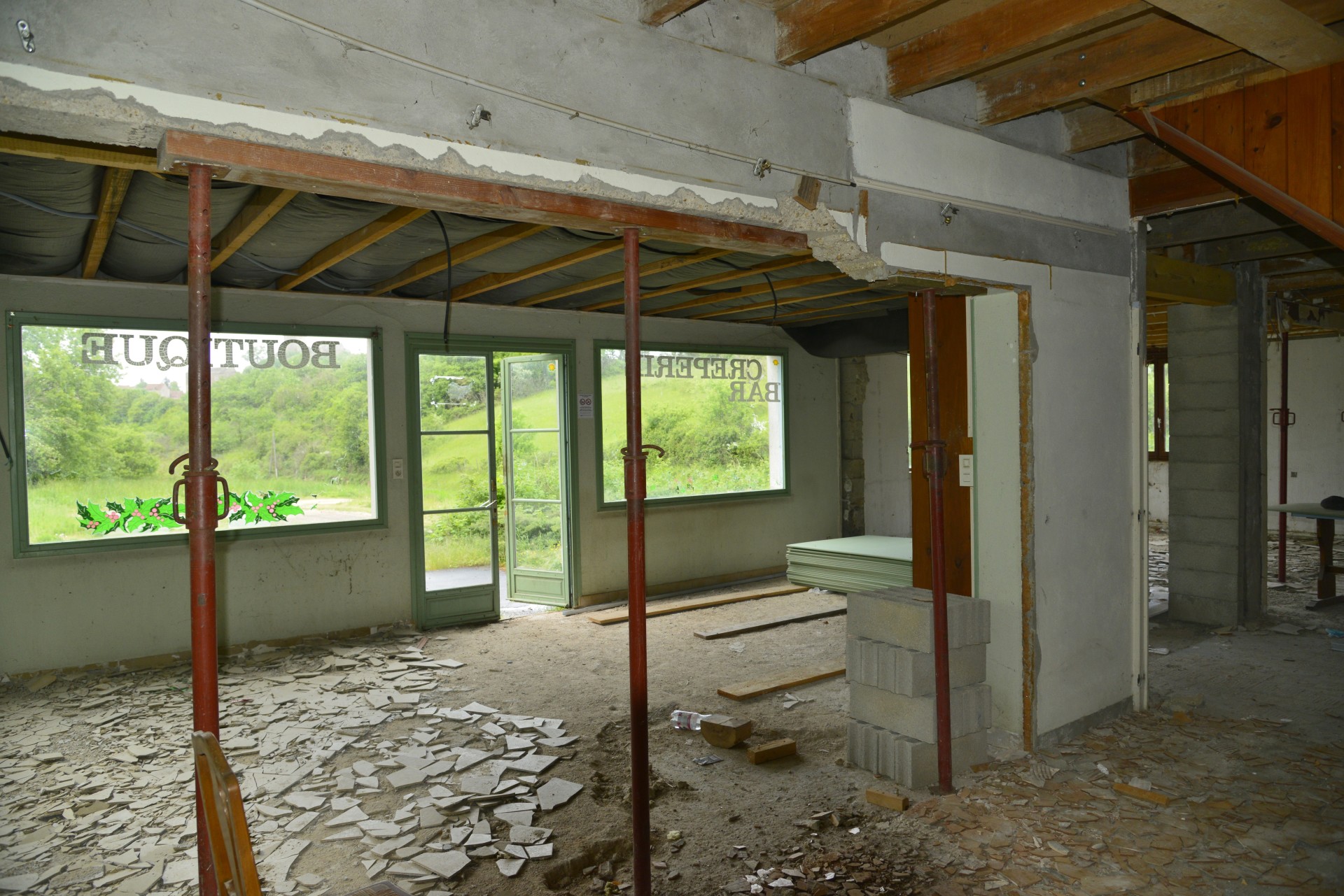 Intérieur salle de restaurant
