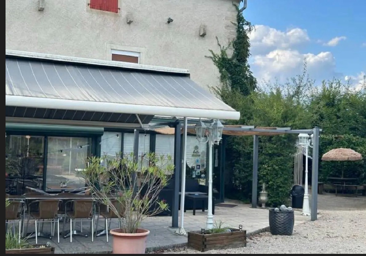 TERRASSE DU RESTAURANT